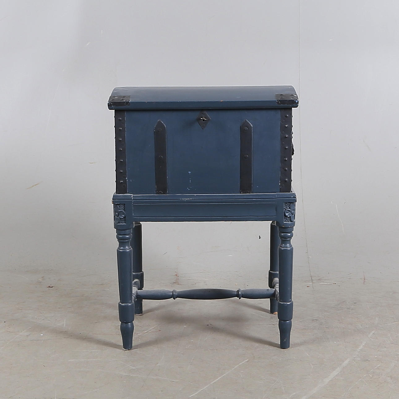 Sprøjteboks, træ, 20. århundrede.