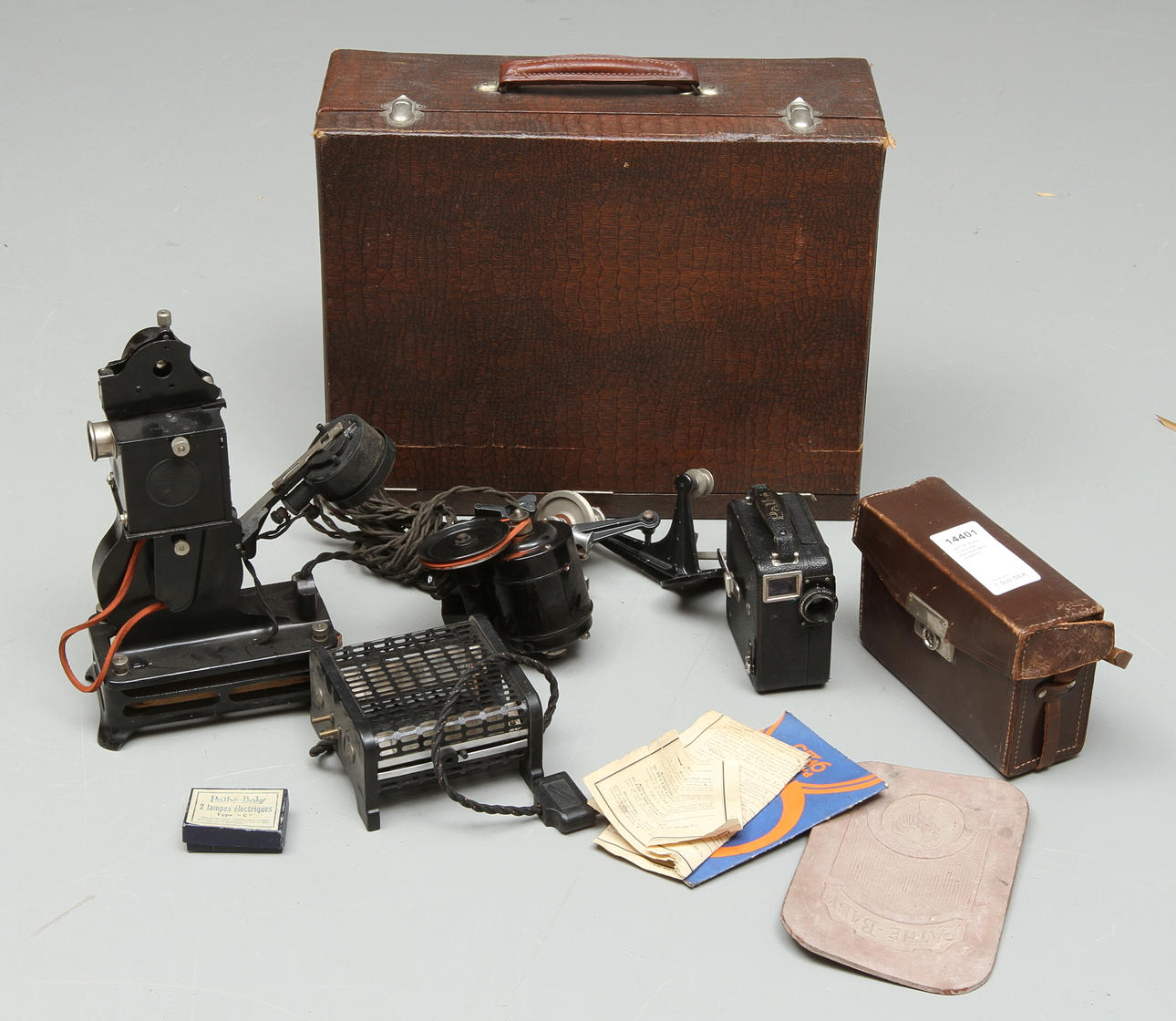PATHE Baby, Frankrike. Kamera samt projektor.