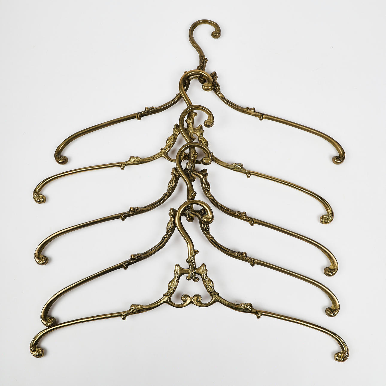 GALGAR, 5 stycken, mässing, 1900-talets andra hälft.