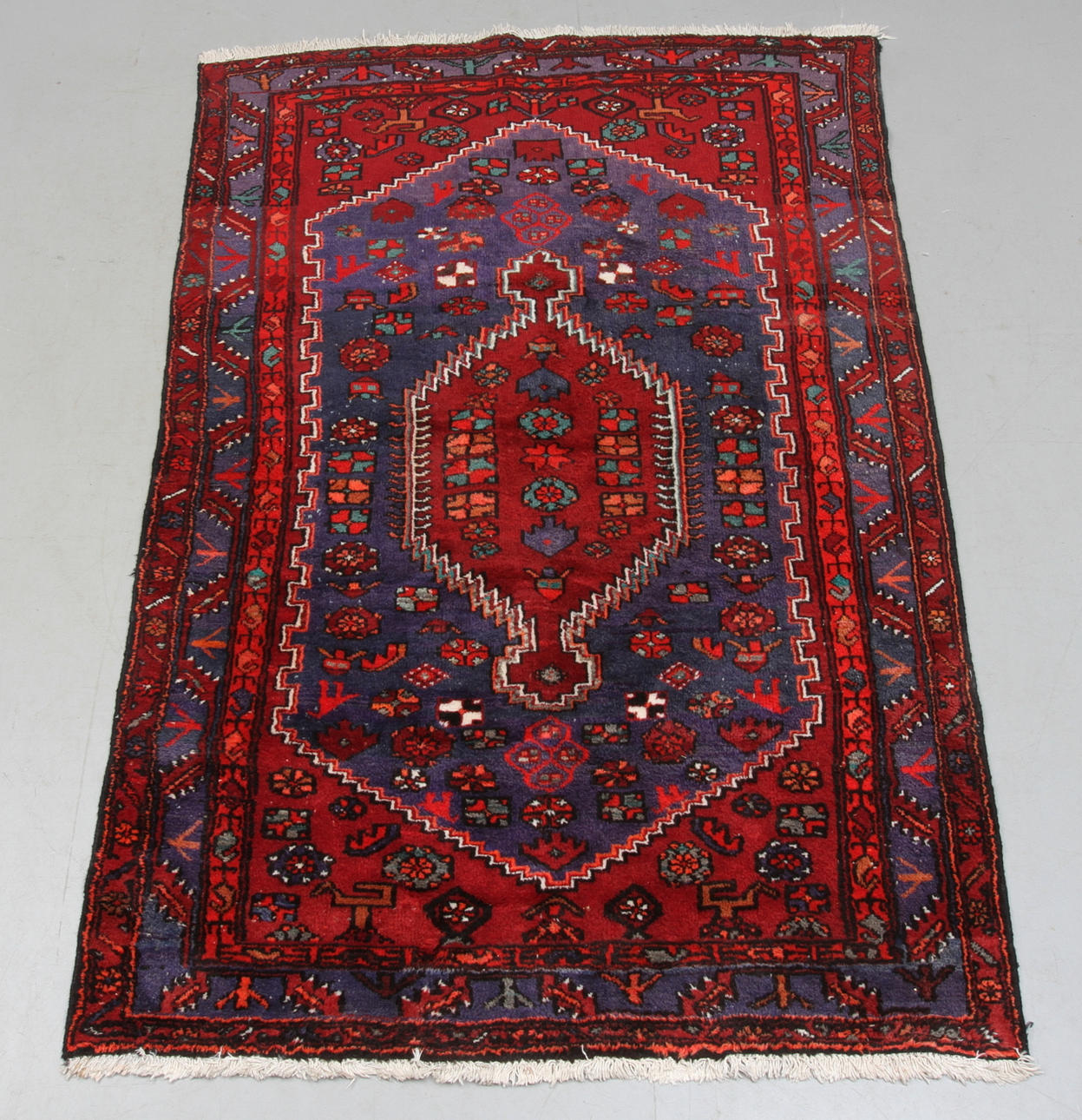 MATTA, orientalisk, ca 200 x 136 cm.