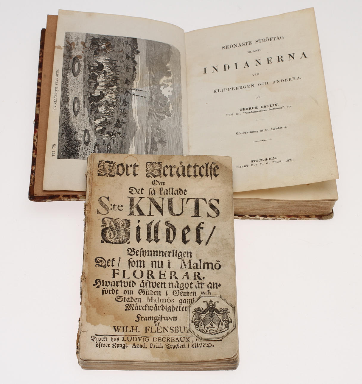 BÖCKER 2 st, George Catlin. Sednaste ströftåg bland indianerna, Öfversättning af G. Swederus. Stockholm, hos P. G. Berg, 1870, 3 träsnitt.