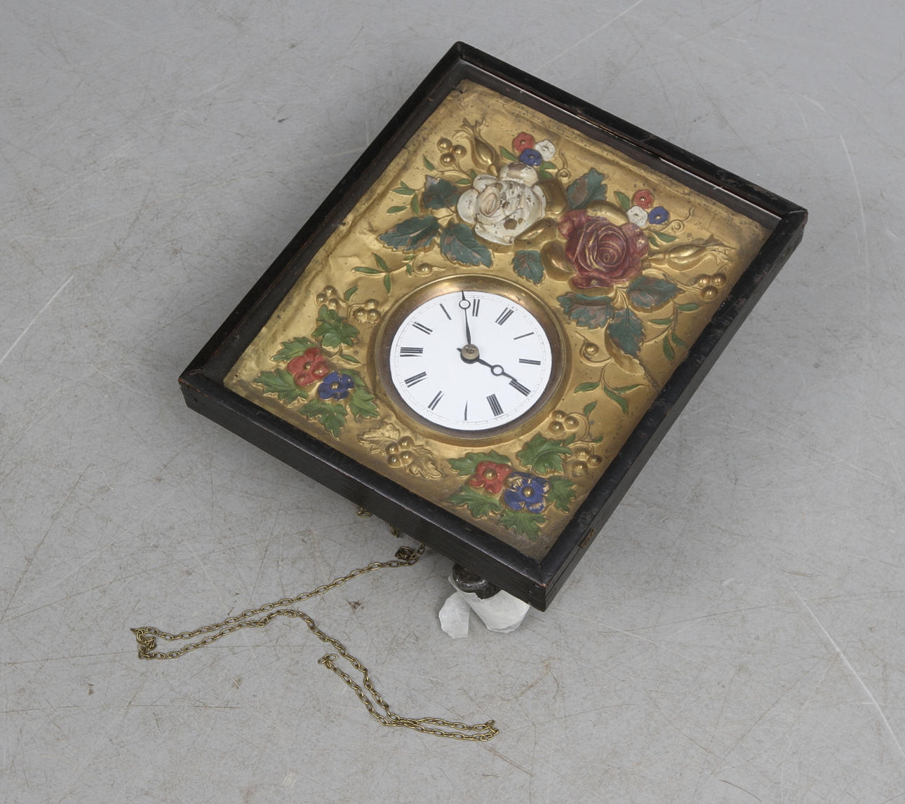 VÄGGUR, så kallad tavelklocka, 1800-talets slut.