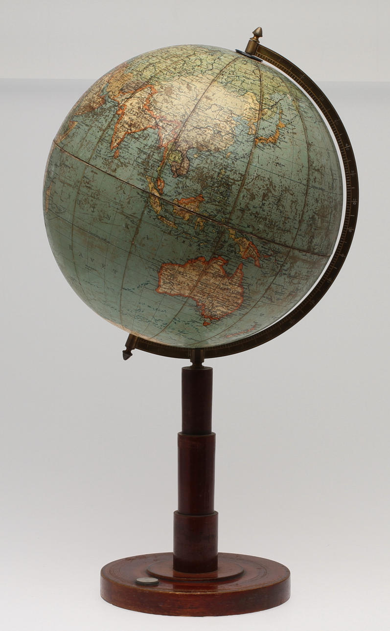 JORDGLOB, " Prof. d:r Krauses Nya Handels- och Samfärdsglob". 1900-talets början.