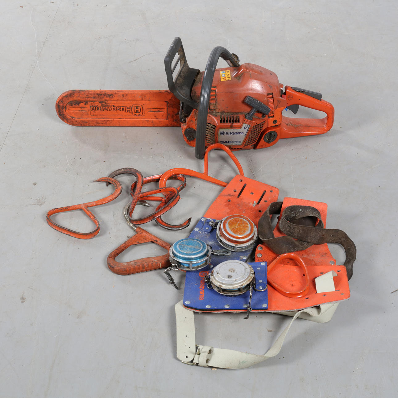 MOOTTORISAHA, Husqvarna 346 xpg ja tarvikkeet.