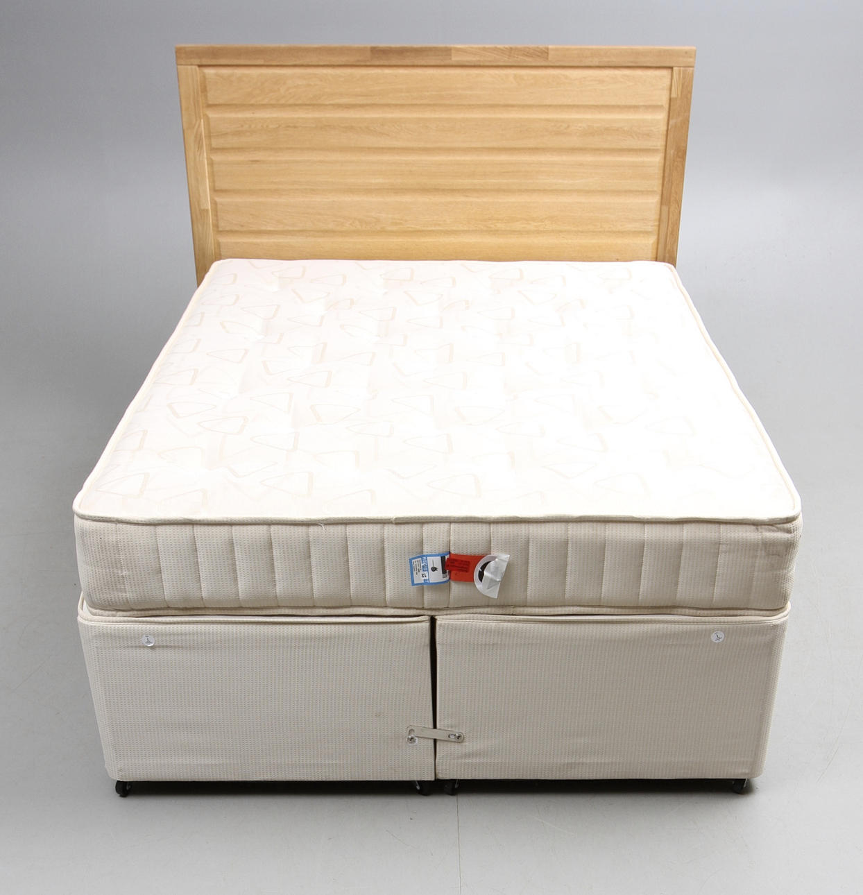 SÄNG, dreams spirit, 187 cm x 135 cm.