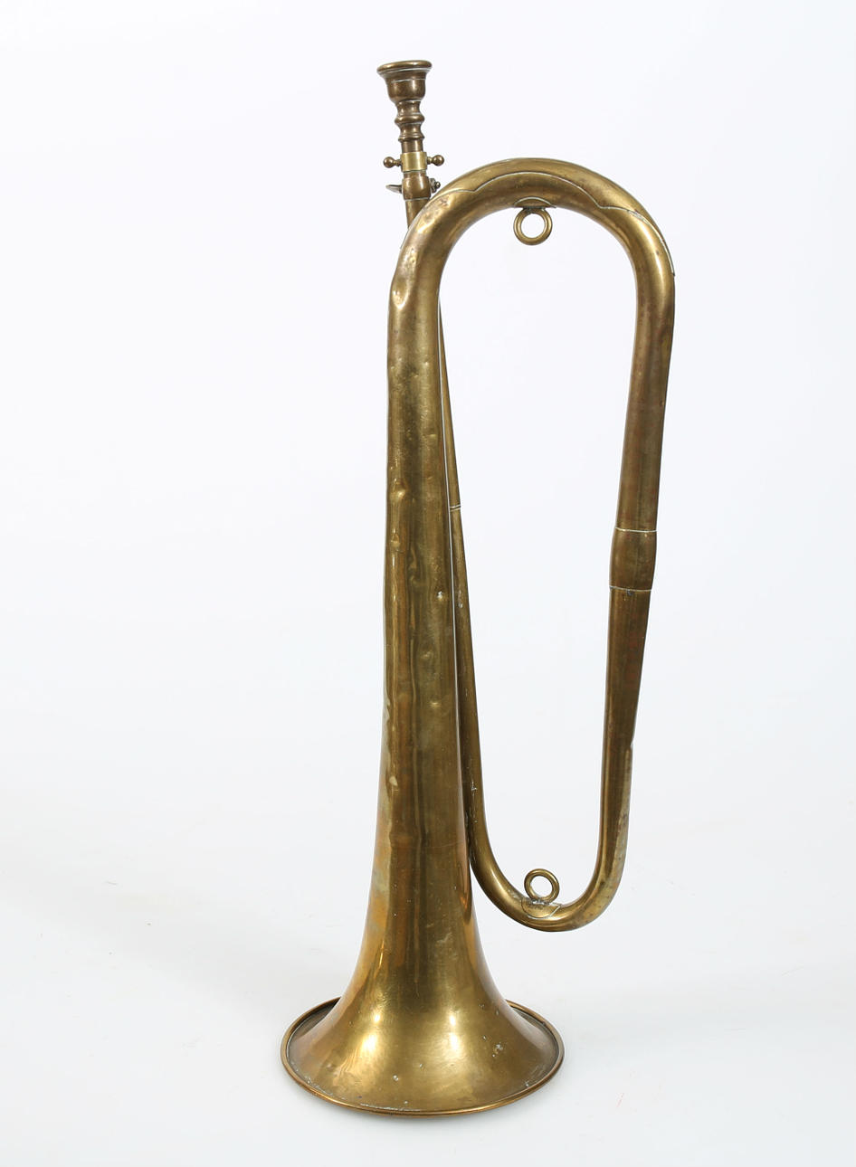 TROMPETA DE SEÑAL, latón, Couesnon, París.