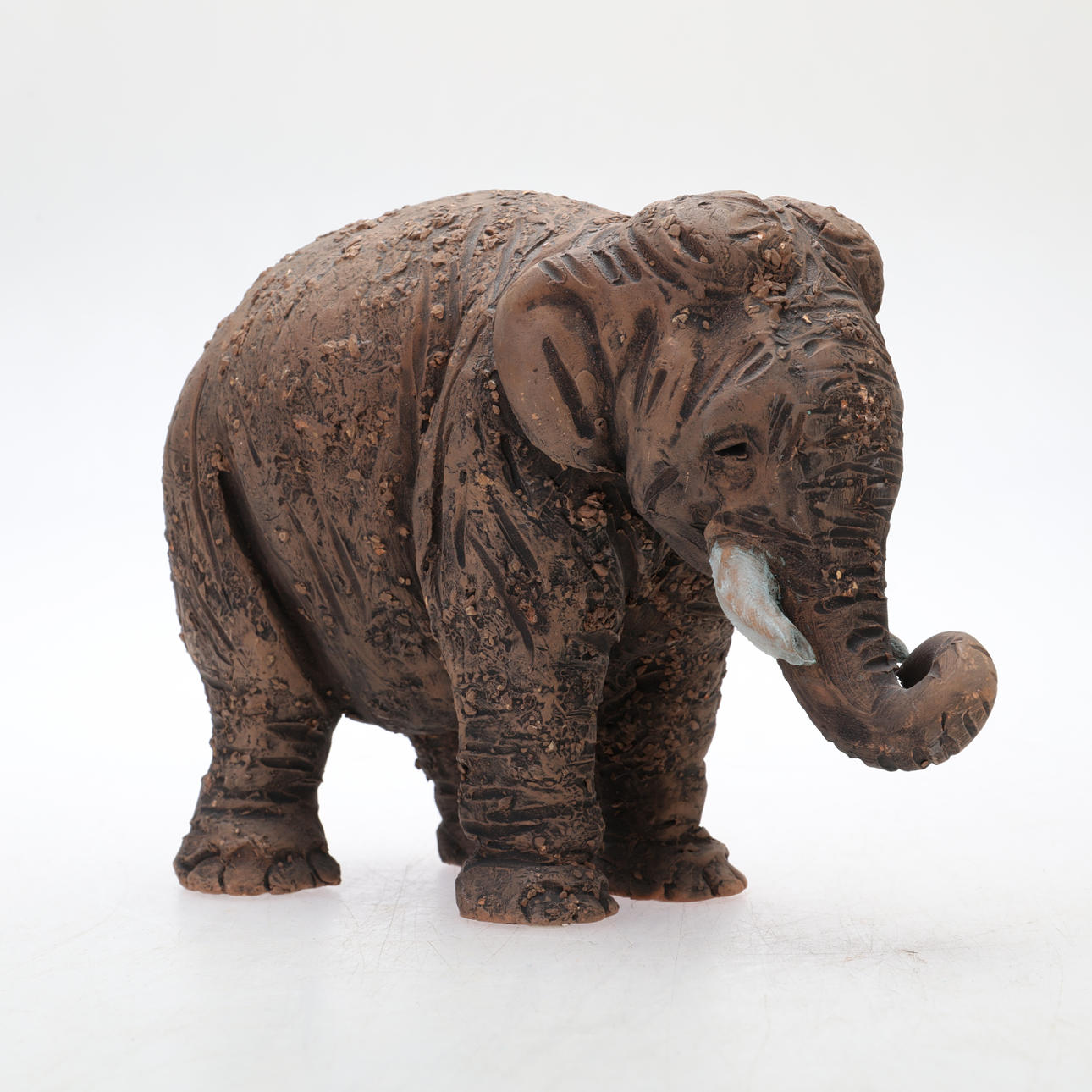 HARRY TILGMAN. figurin, keramik,elefant,Tilgman.