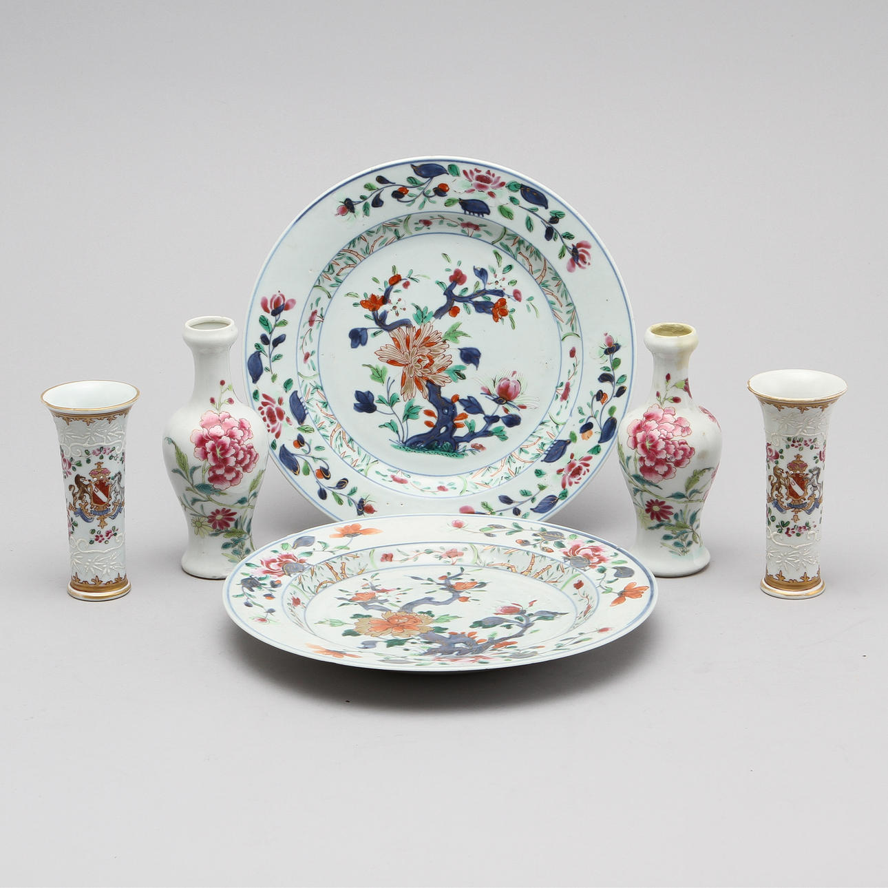 PARTI PORSLIN, 6 delar, Kina samt Samson, 1700-tal samt 1800/1900-tal.