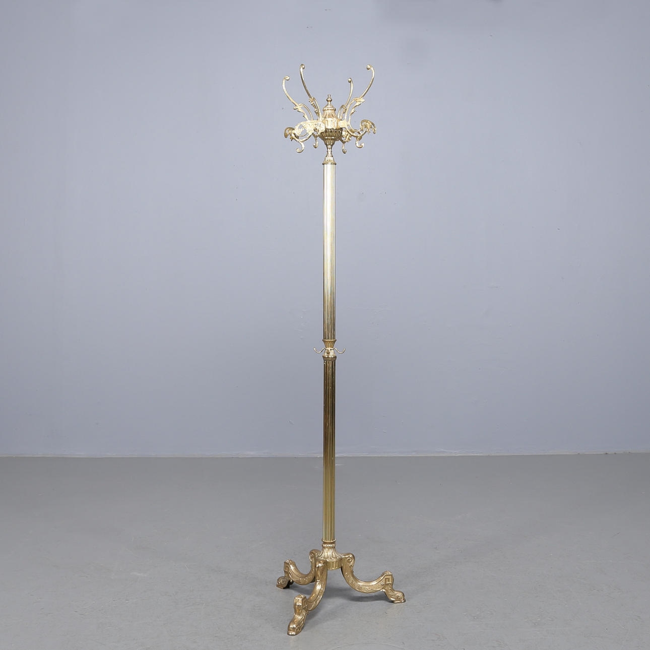 TAMBUR MAJOR, brass.