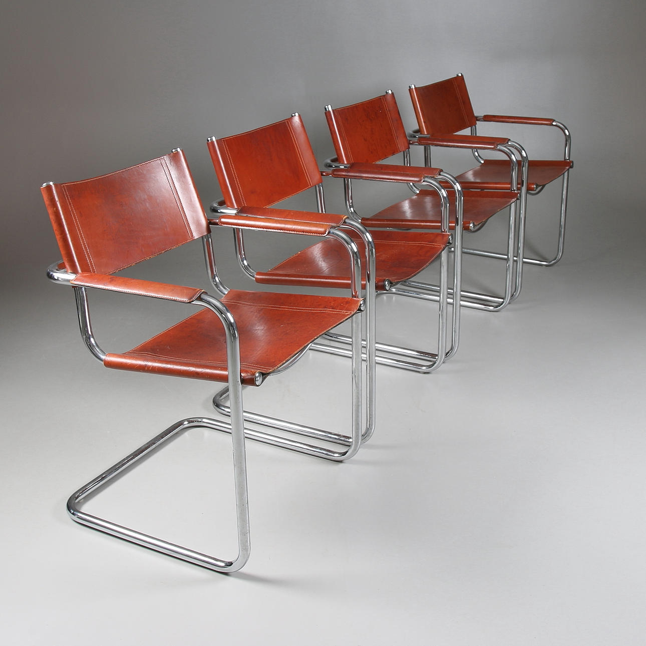 KARMSTOLAR, 4 st, Bauhaus-typ, 1900-talets första hälft.