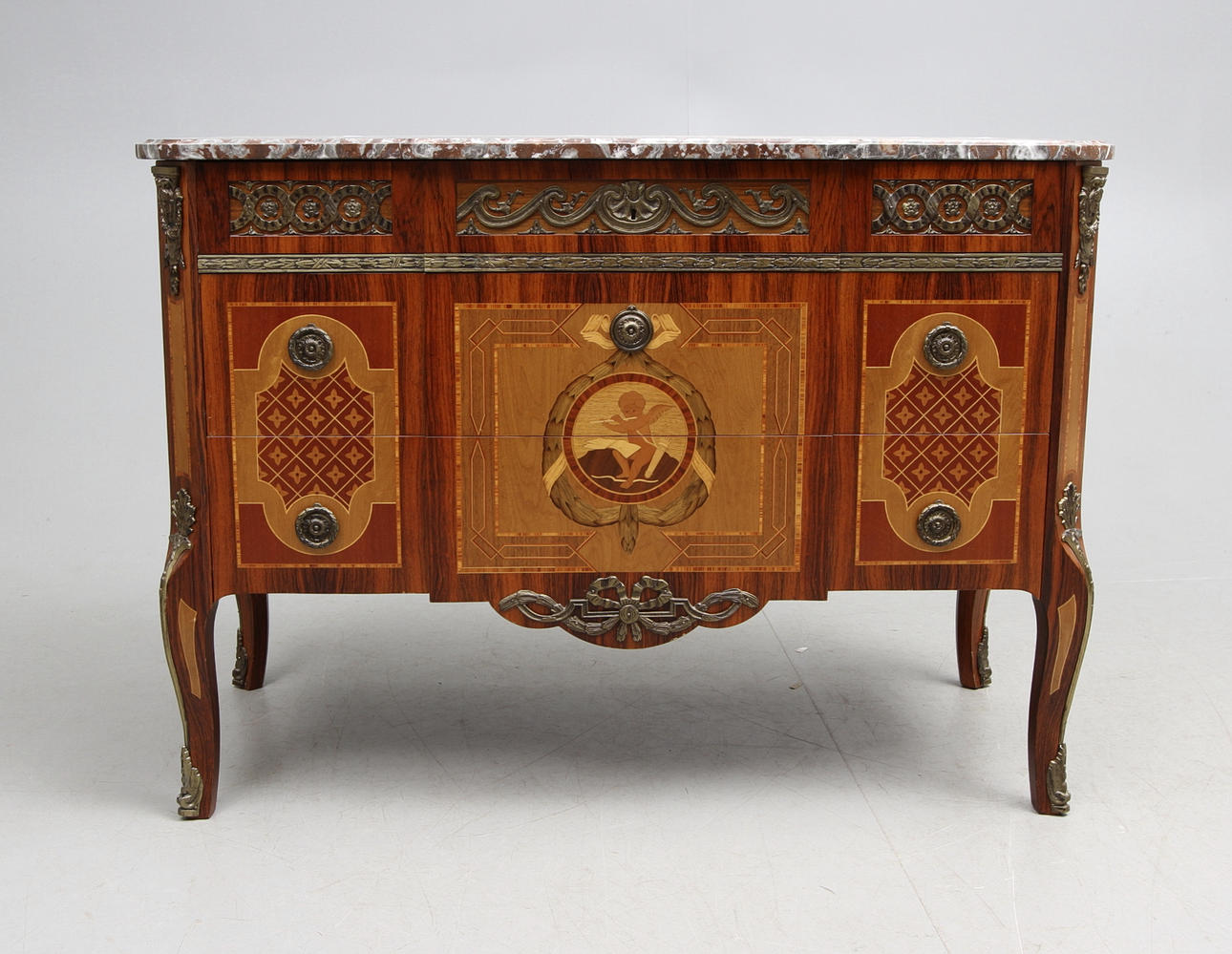 BYRÅ, sk Hauptstil, 1900-tal.