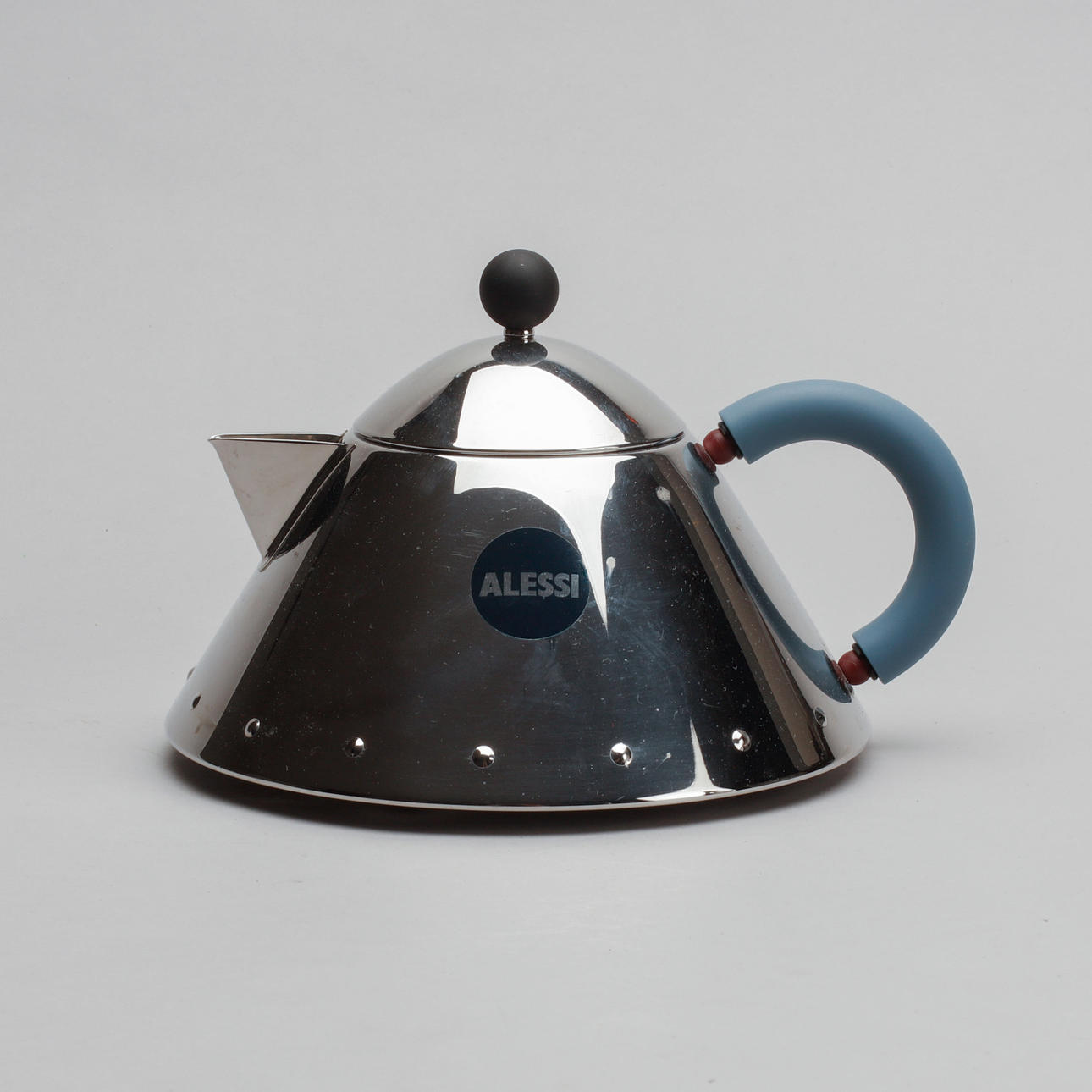 TEAPOT, design Michael Graves, Alessi.