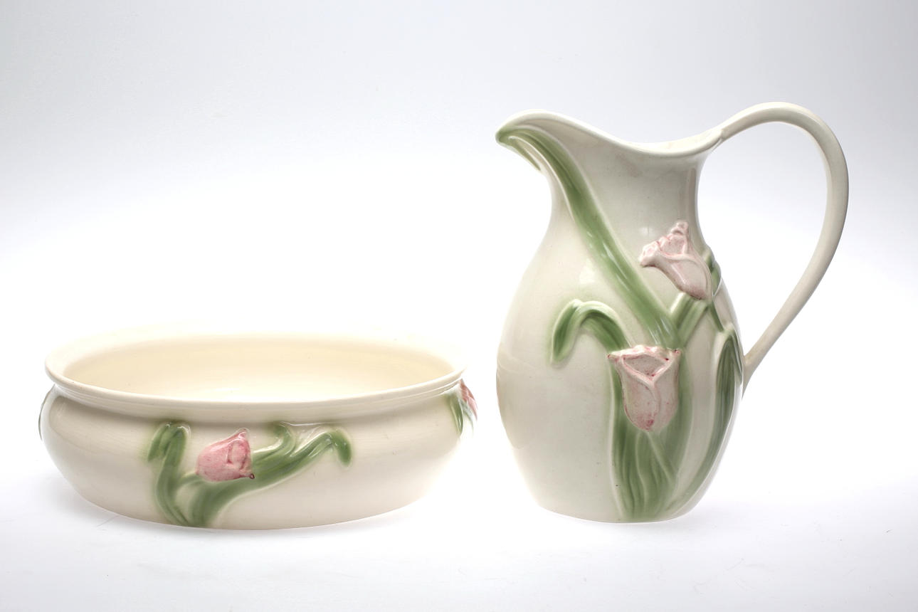 KANNA samt TVÄTTFAT, Jugendstil, Rörstrand 1897.