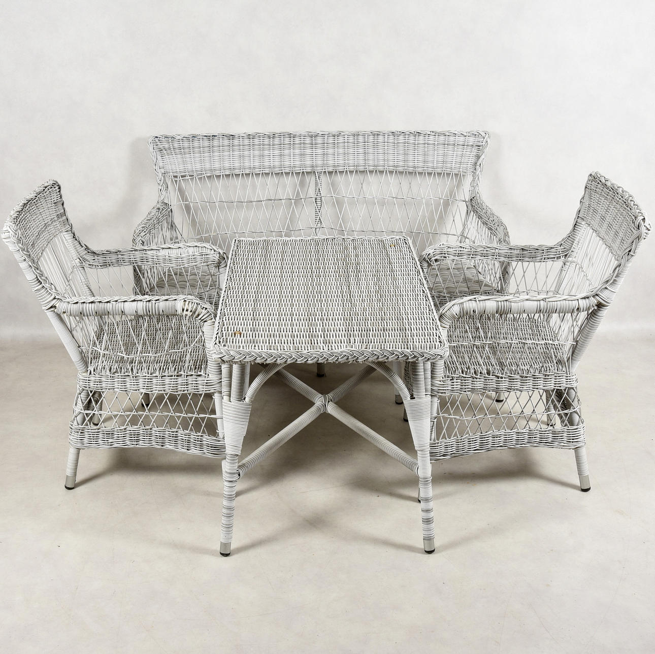 TRÄDGÅRDSMÖBLER, 4 delar, 2000-tal.