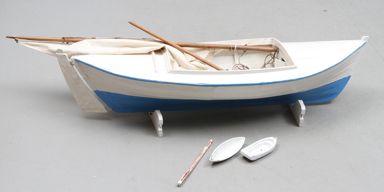 BÅTMODELL, Segelbåt, trä, 1900-tal.