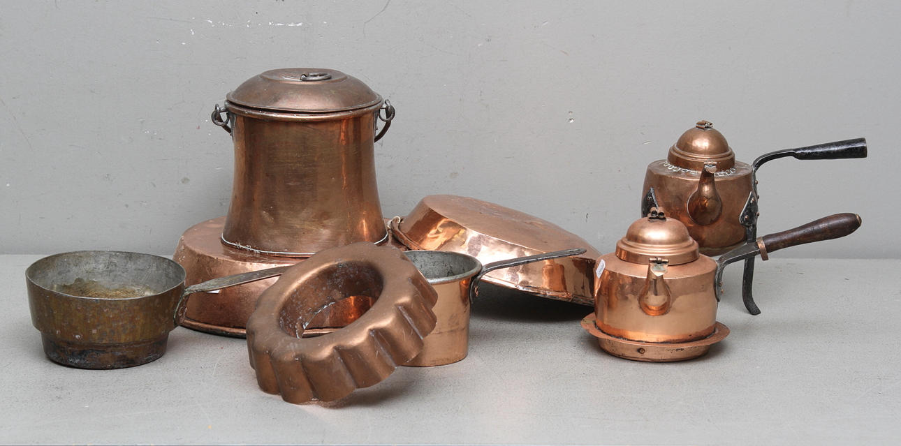 KOPPARFÖREMÅL, 8 delar, 1800-1900-tal.