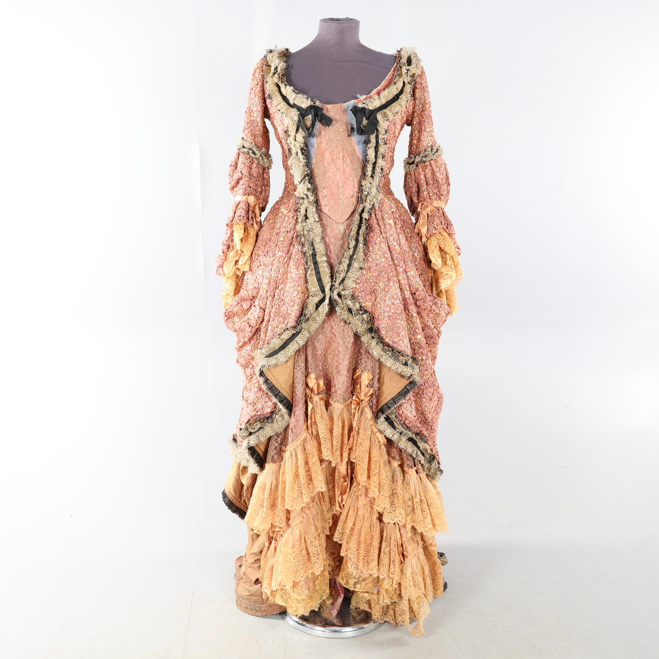 KLÄNNING 2 delar, märkt OPERAN, Manon 1980.