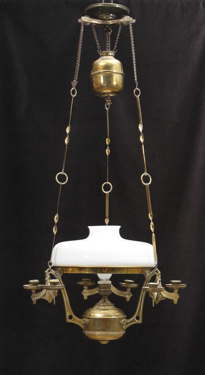 TAKLAMPA, fotogenmodell, jugend, tidigt 1900-tal. Max höjd ca 95 cm.