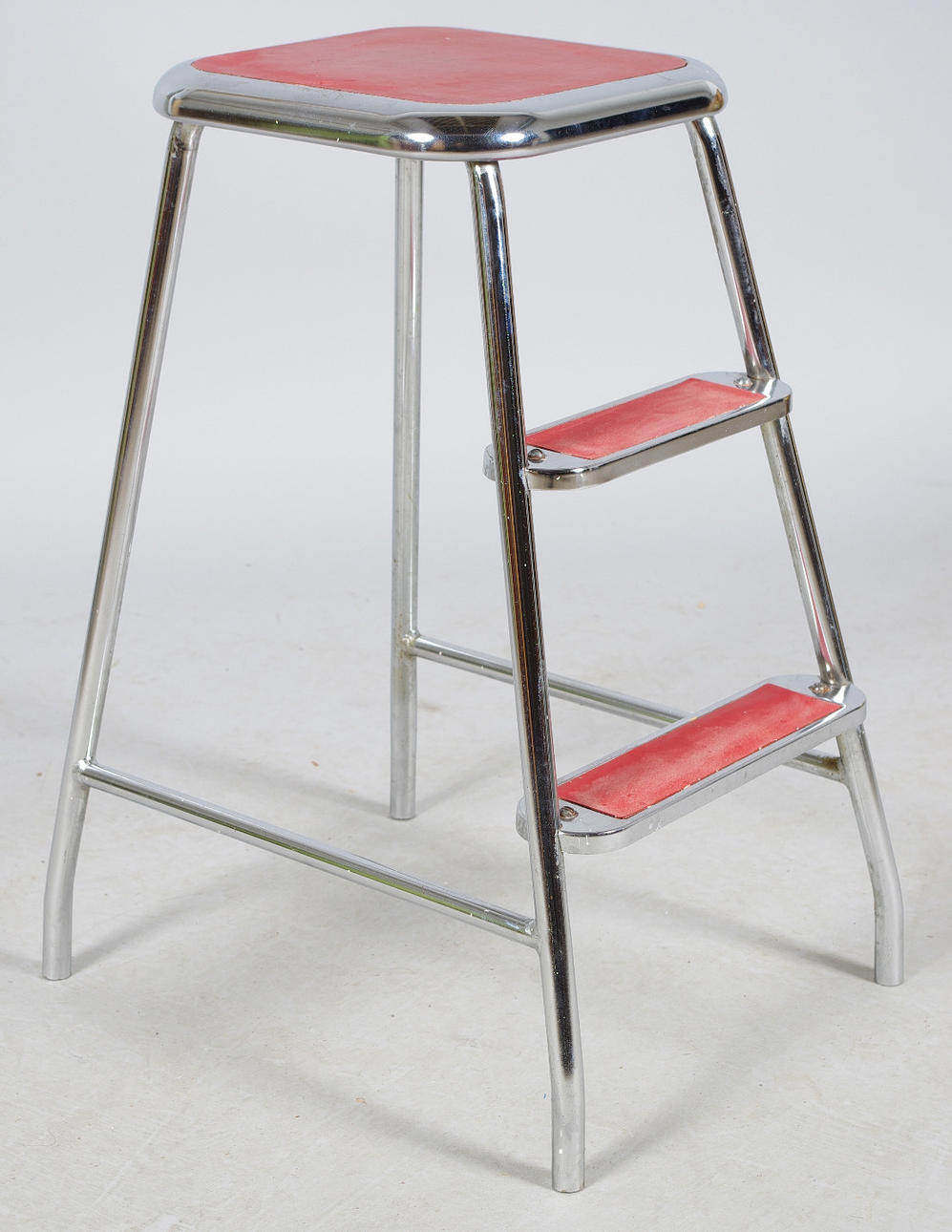 TRAPPALL, Lindqvist stålmöbler, 1900-talets mitt.