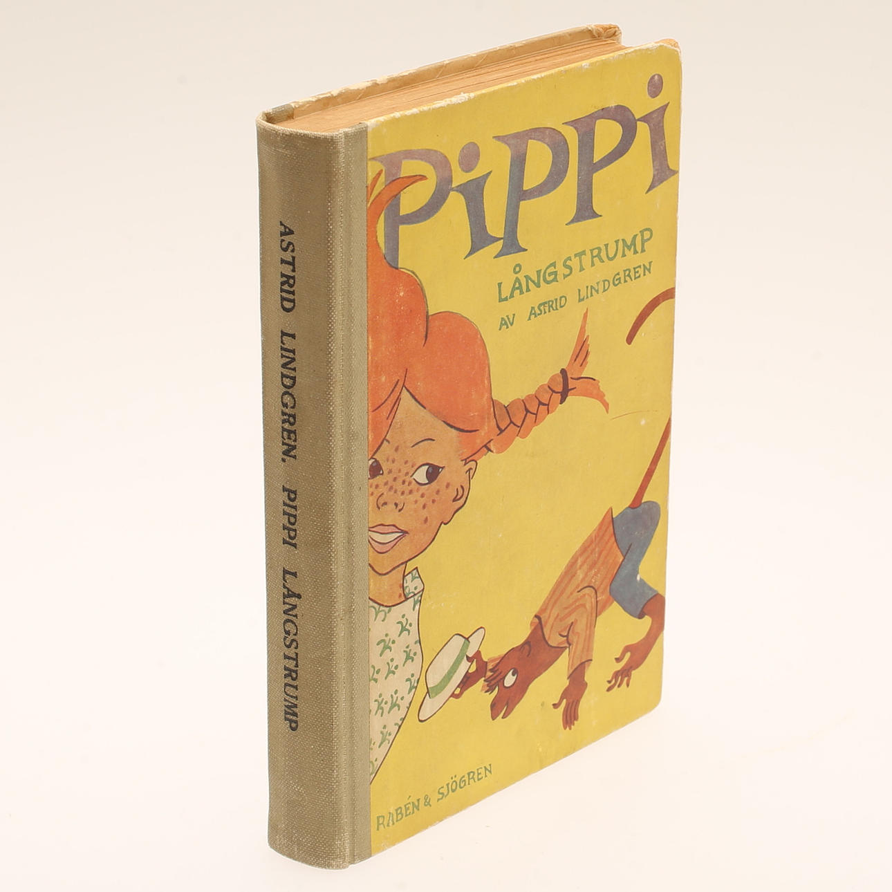 PIPPI LÅNGSTRUMP, bok, av Astrid Lindgren 1945.