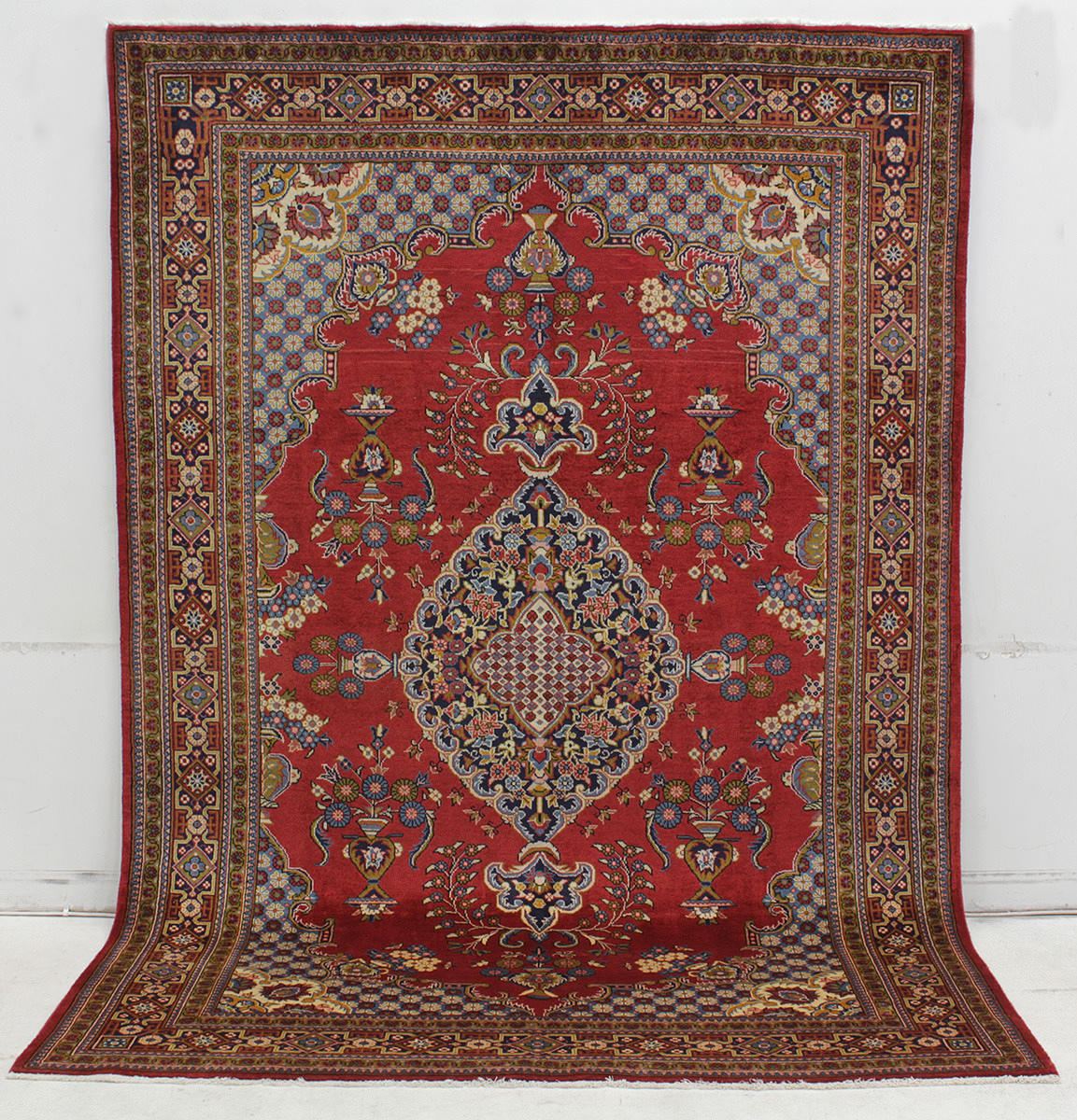 MATTA, Orientalisk, Golpayegan, 322 x 218 cm.