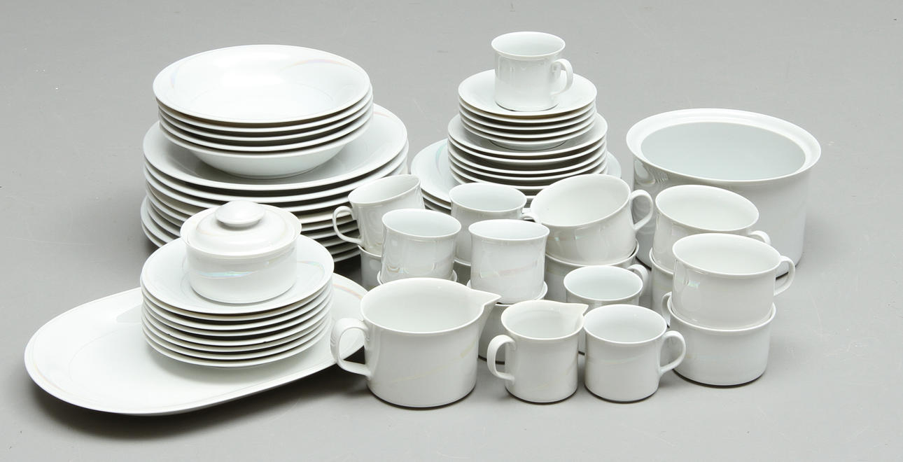 MAT och KAFFESERVIS, ca 51 delar, "Clair de Lune", design S. Öhlén, Rörstrand.