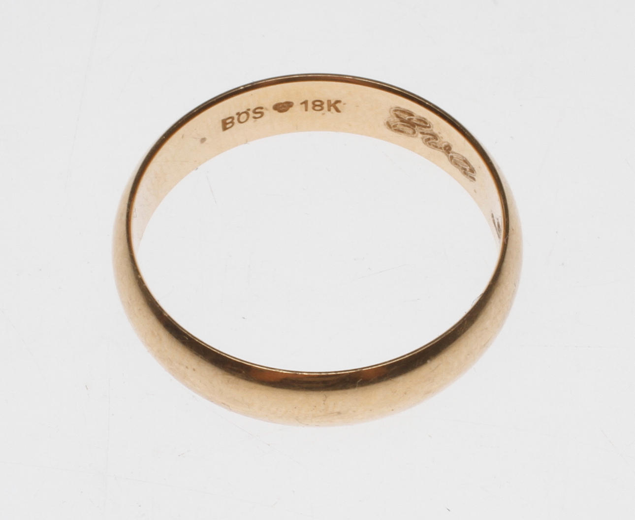 RING, 18k guld, vikt ca 5,2 gram.