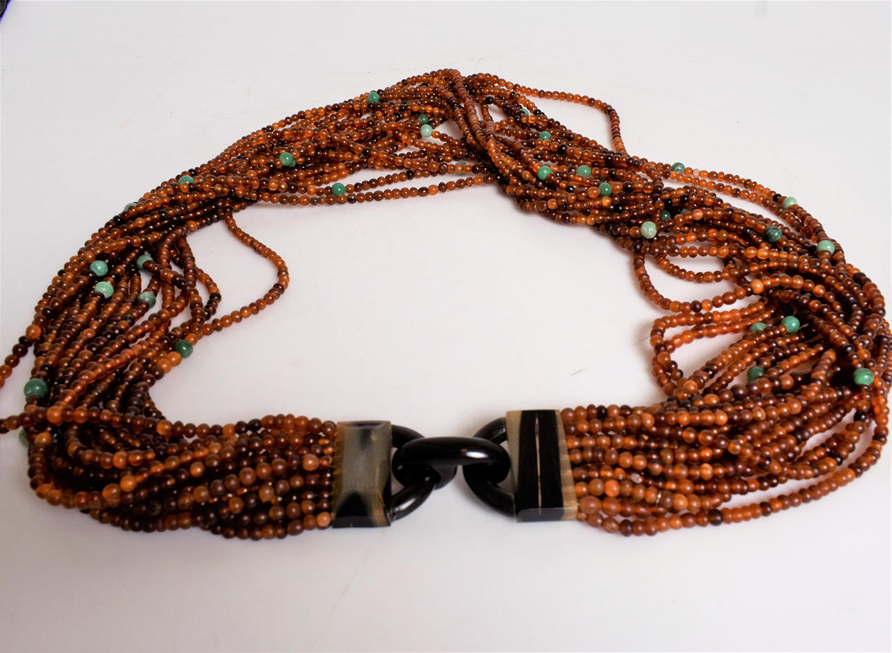 HALSKÆDE, rav, Gerda Lynggaard.