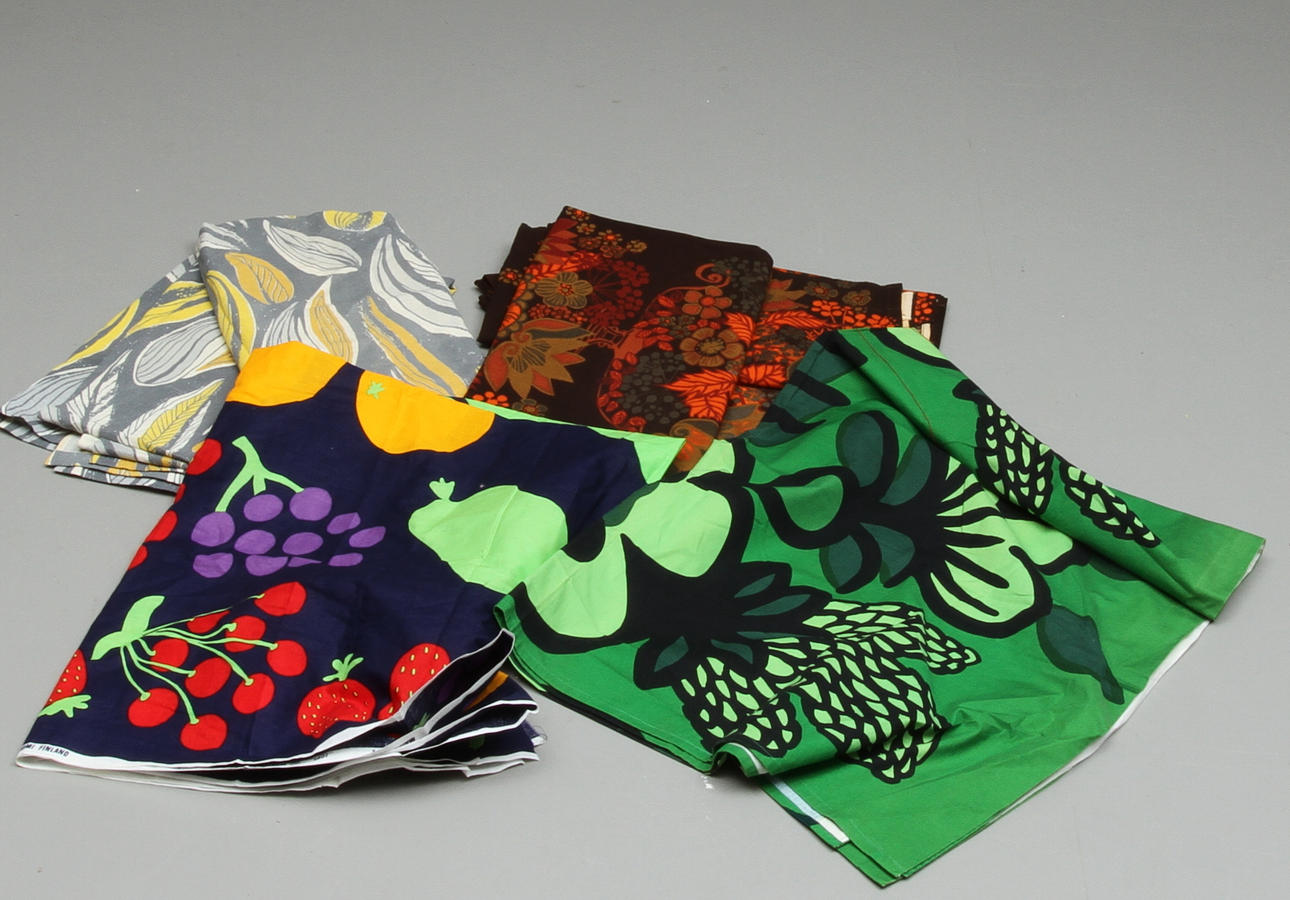 PARTI TEXTIL, gardinlängder och stuvar, Bland annat Marimekko, Borås Cotton m m. 1900-tal.