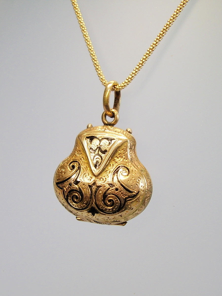 MEDAILLON ANHÄNGER ANTIK VICTORIANISCH.