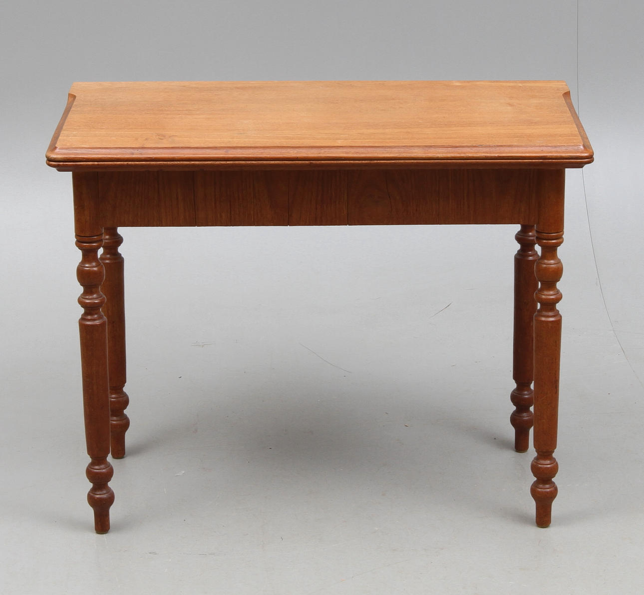 SPELBORD, omkring 1900.