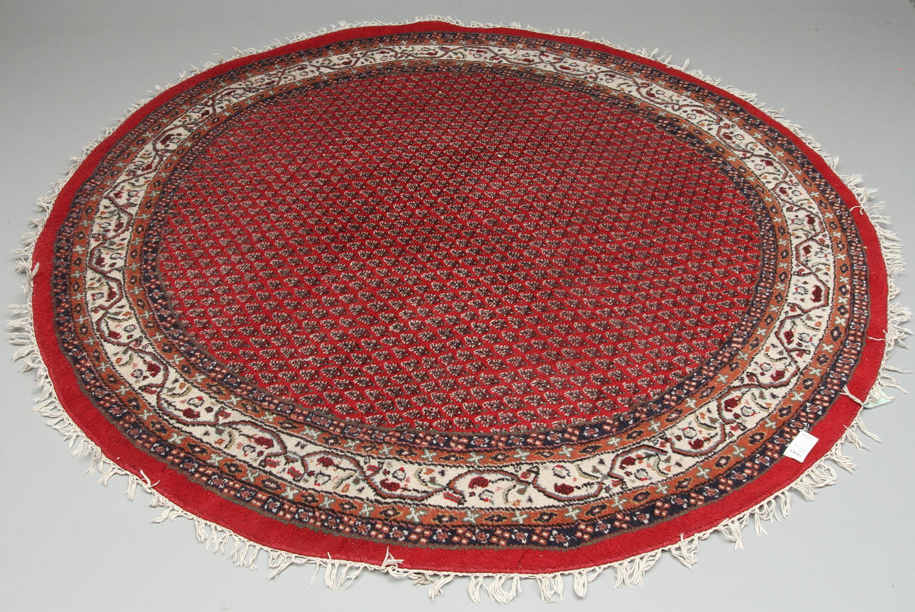 MATTA, Hamadan, diameter ca 252 cm.