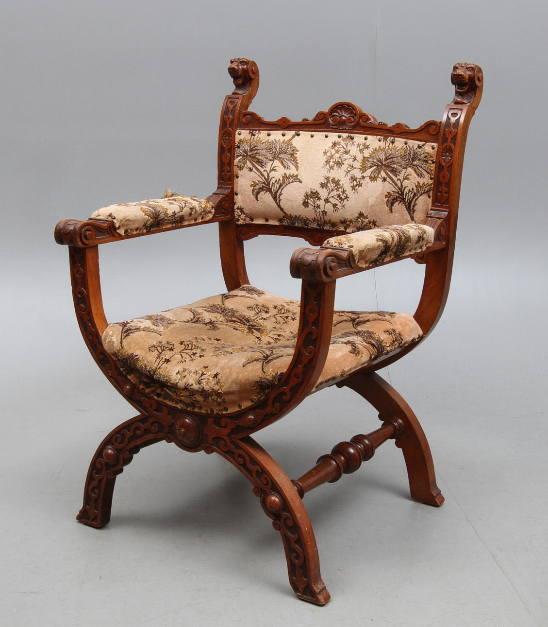 KARMSTOL, s.k. "Dantestol", Renässansstil, 1900-tal.