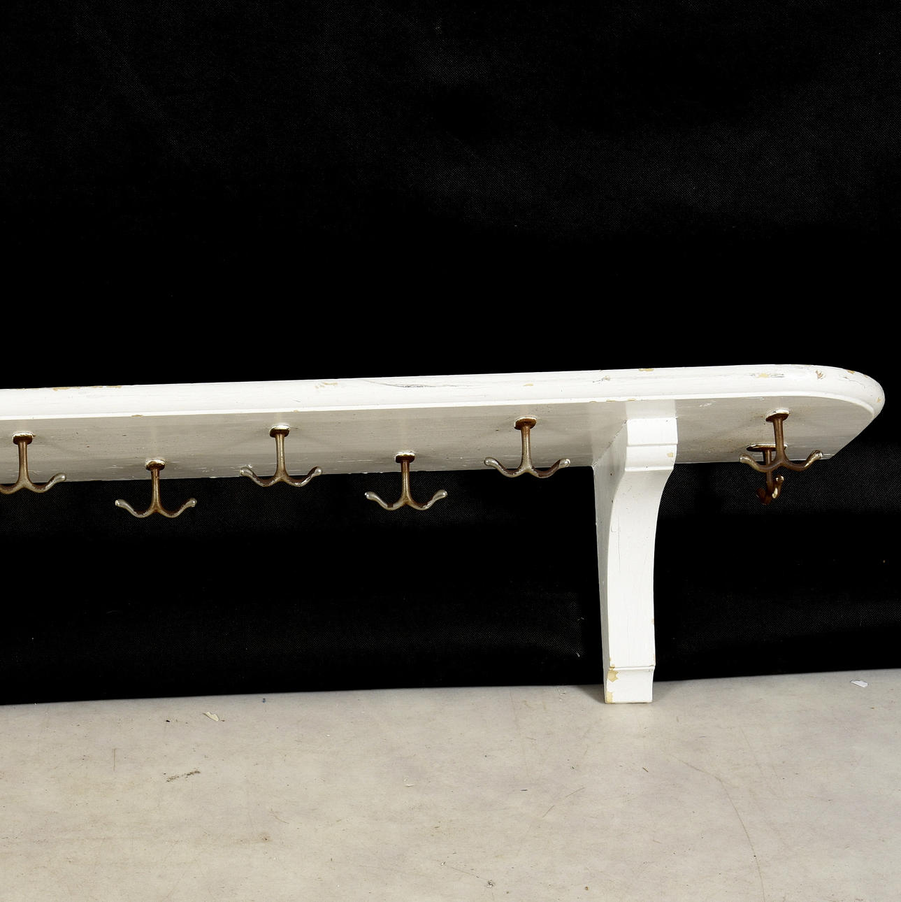 HATEREYLDE, træ, 1920'erne/30'erne.