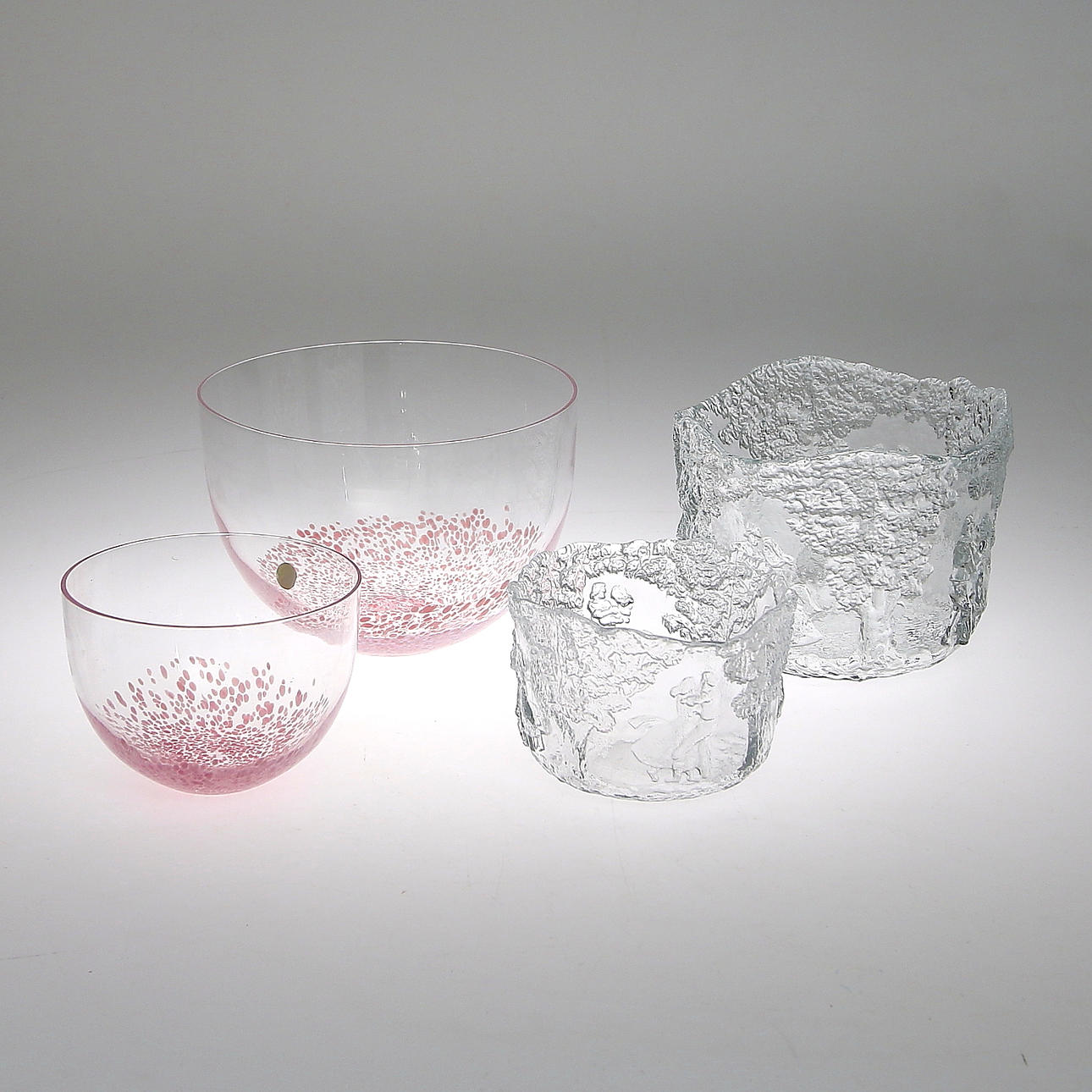 SKÅLAR, 4 st, glas, Lindshammar och Kosta Boda, 1900-talets sista del.