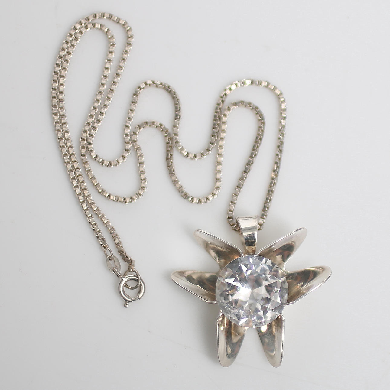 HALSBAND, silver, Kalevi Sara, Finland. Vikt 11 gram.