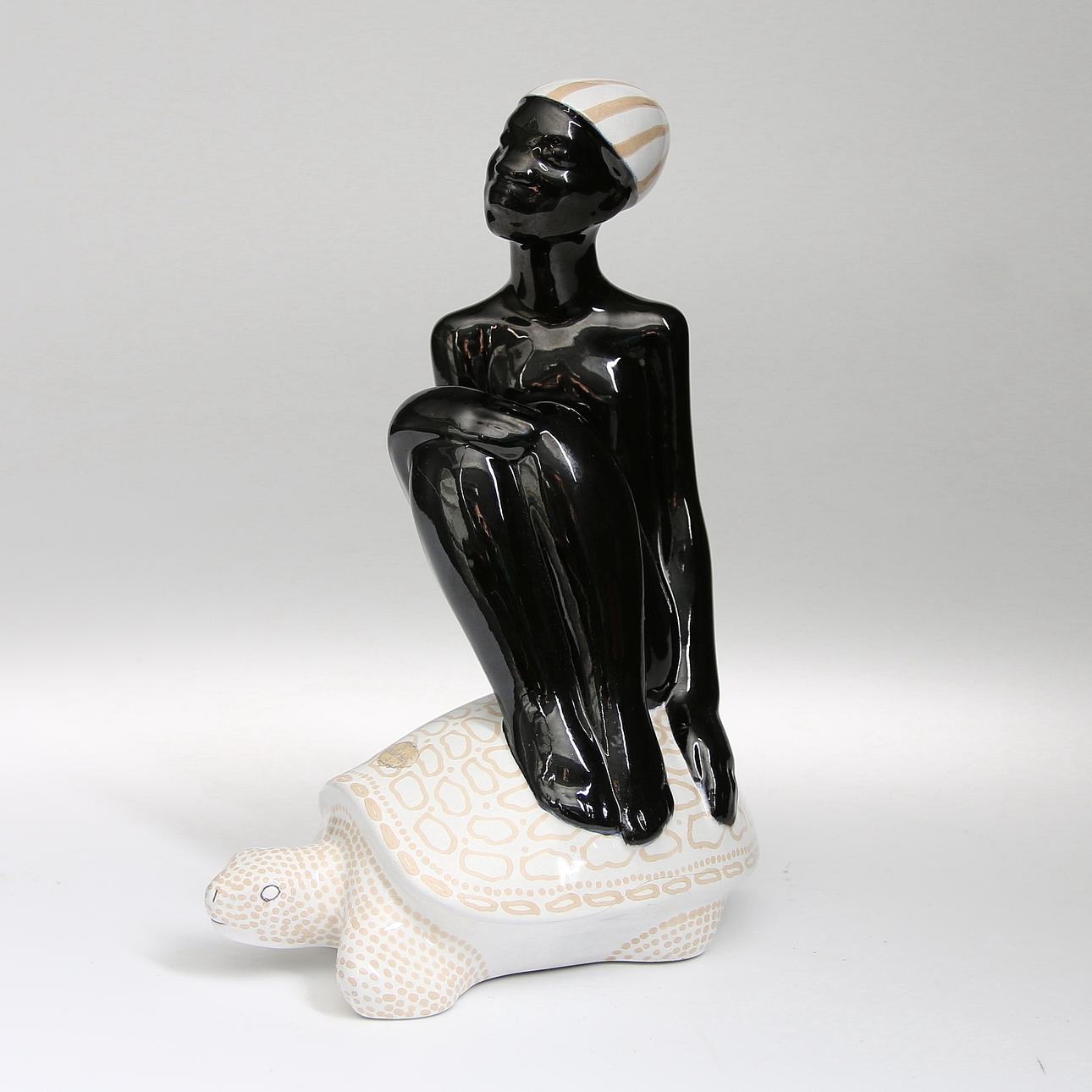 FIGURIN, porslin, Mari Simmulson, Uppsala Ekeby, 1953.