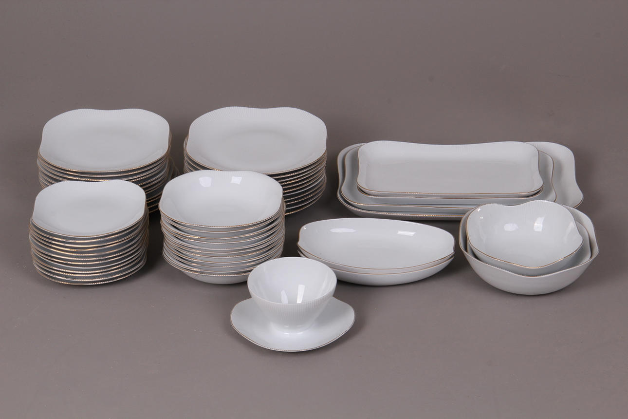 MATSERVIS, 56 delar, Uppsala Ekeby/ Karlskrona.