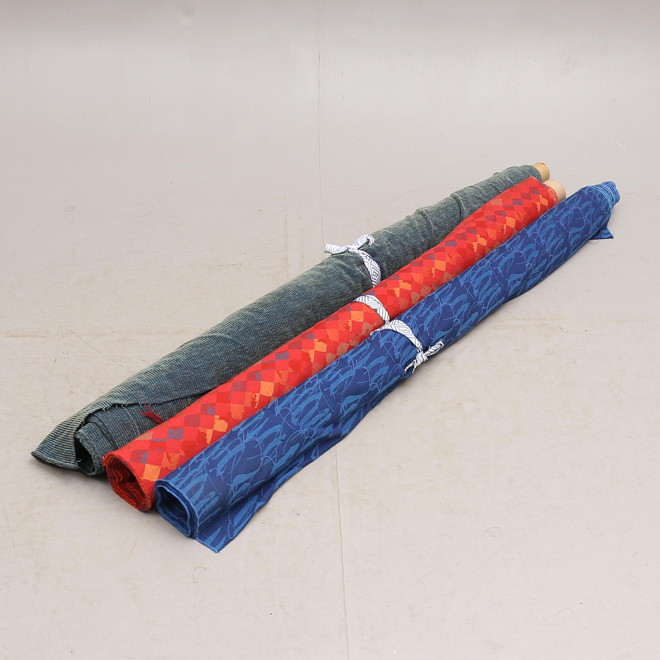 MÖBELTYGER, 3 sorter.