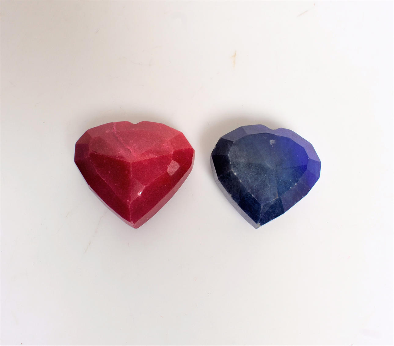 RUBIN, SAPHIR bearbeitet, Indien.