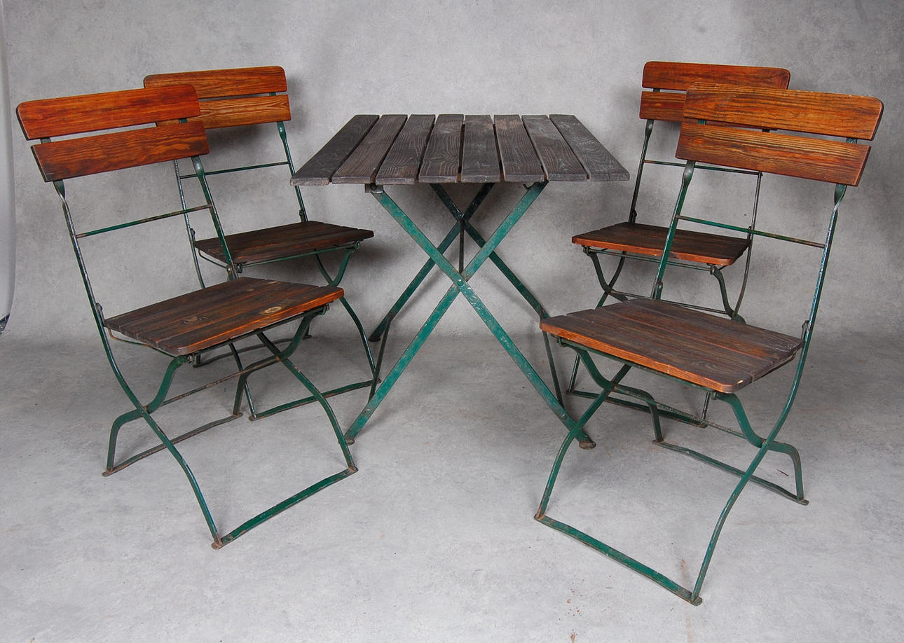 TRÄDGÅRDSMÖBLEMANG, 5 delar,1900-talets första hälft.