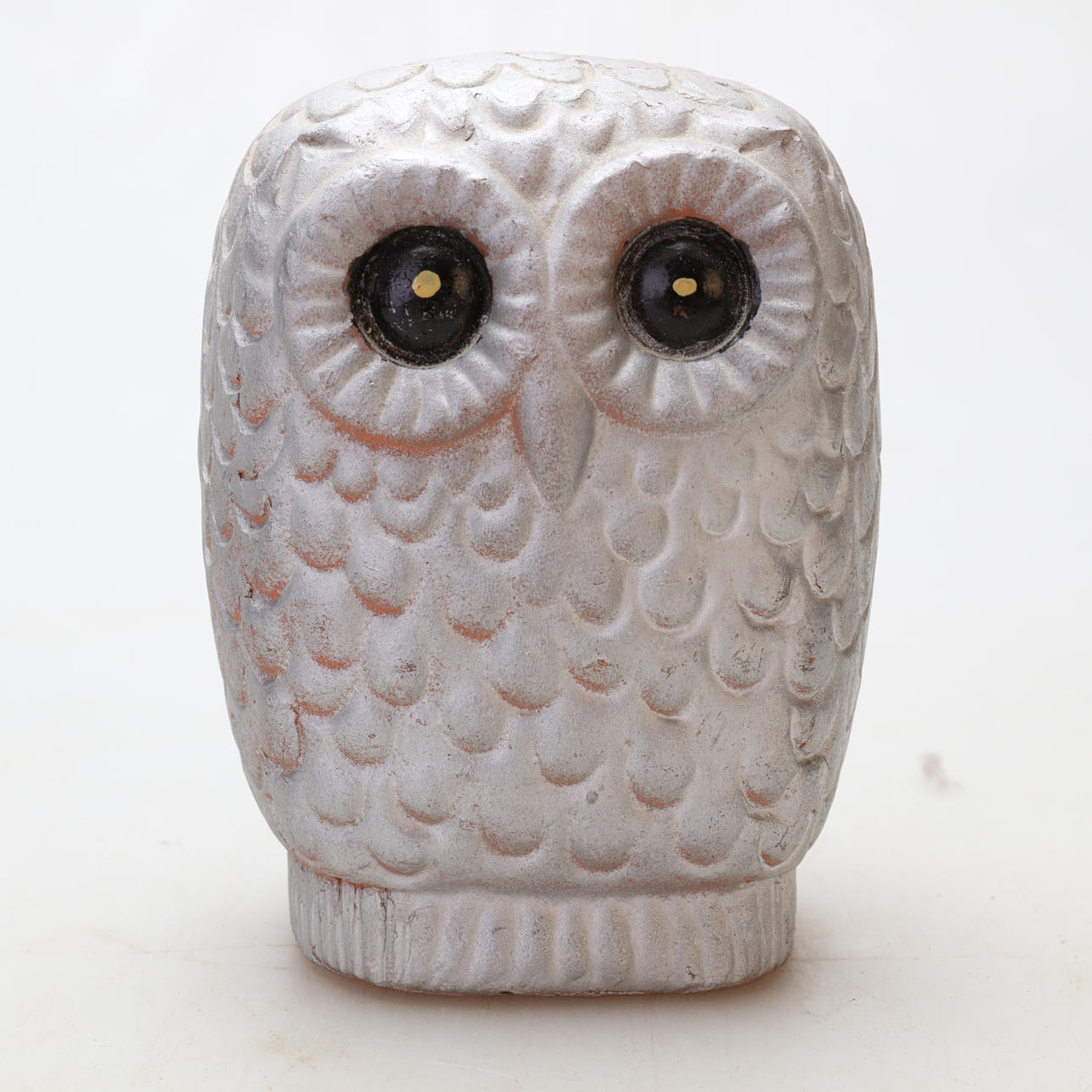 LARS BERGSTEN. figurin, uggla, stengods, 1900-talets andra hälft.