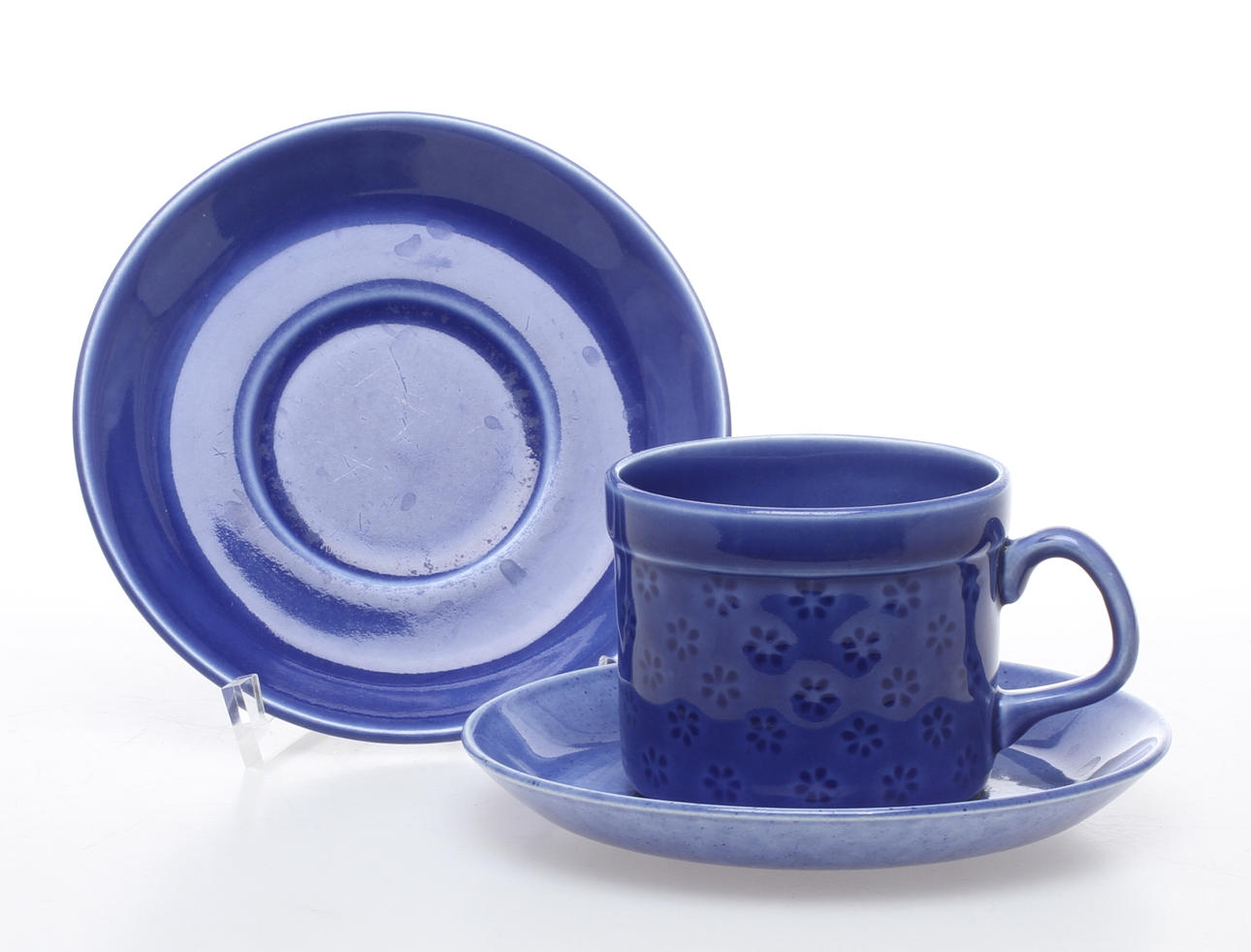 KOPPAR med FAT, 17 st, flintporslin, "Veronika", Karin Björquist., Gustavberg.