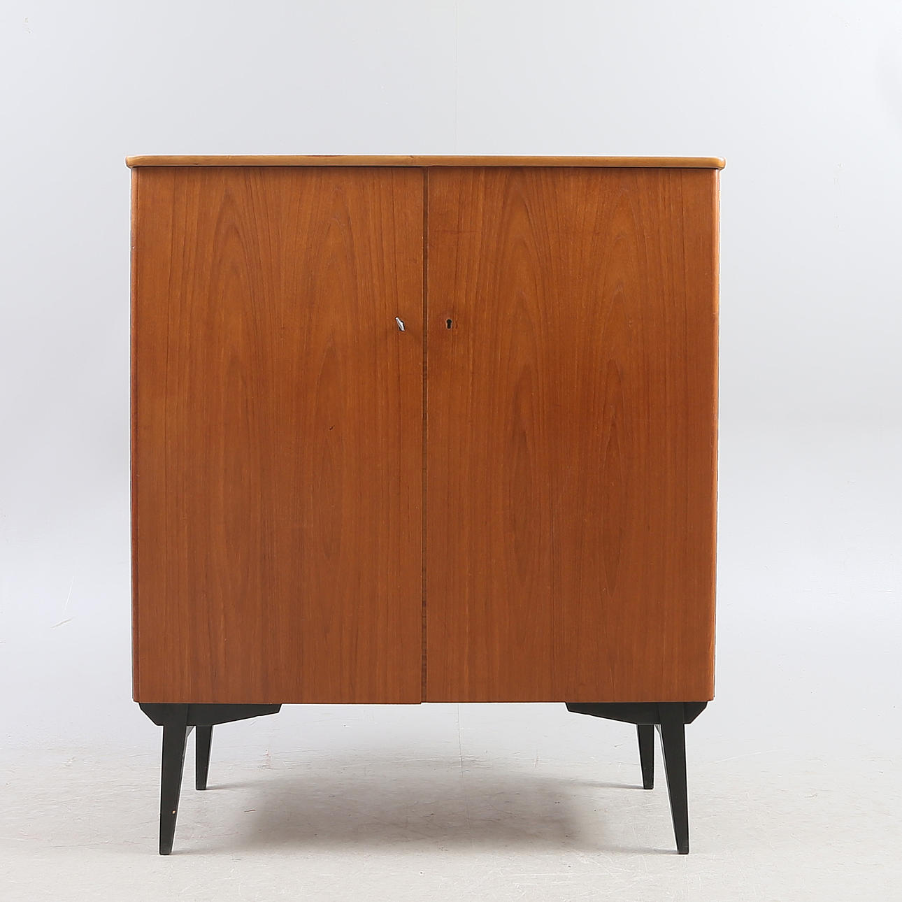 SKÅP, teak, 1900-tal.