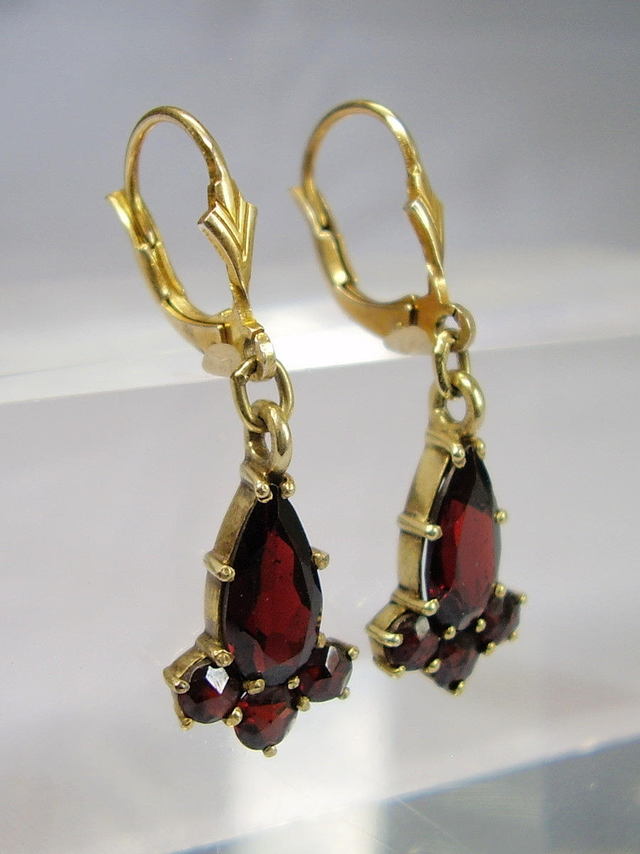 GRANAT OHRRINGE ANTIK BÖHMISCHER GRANAT.