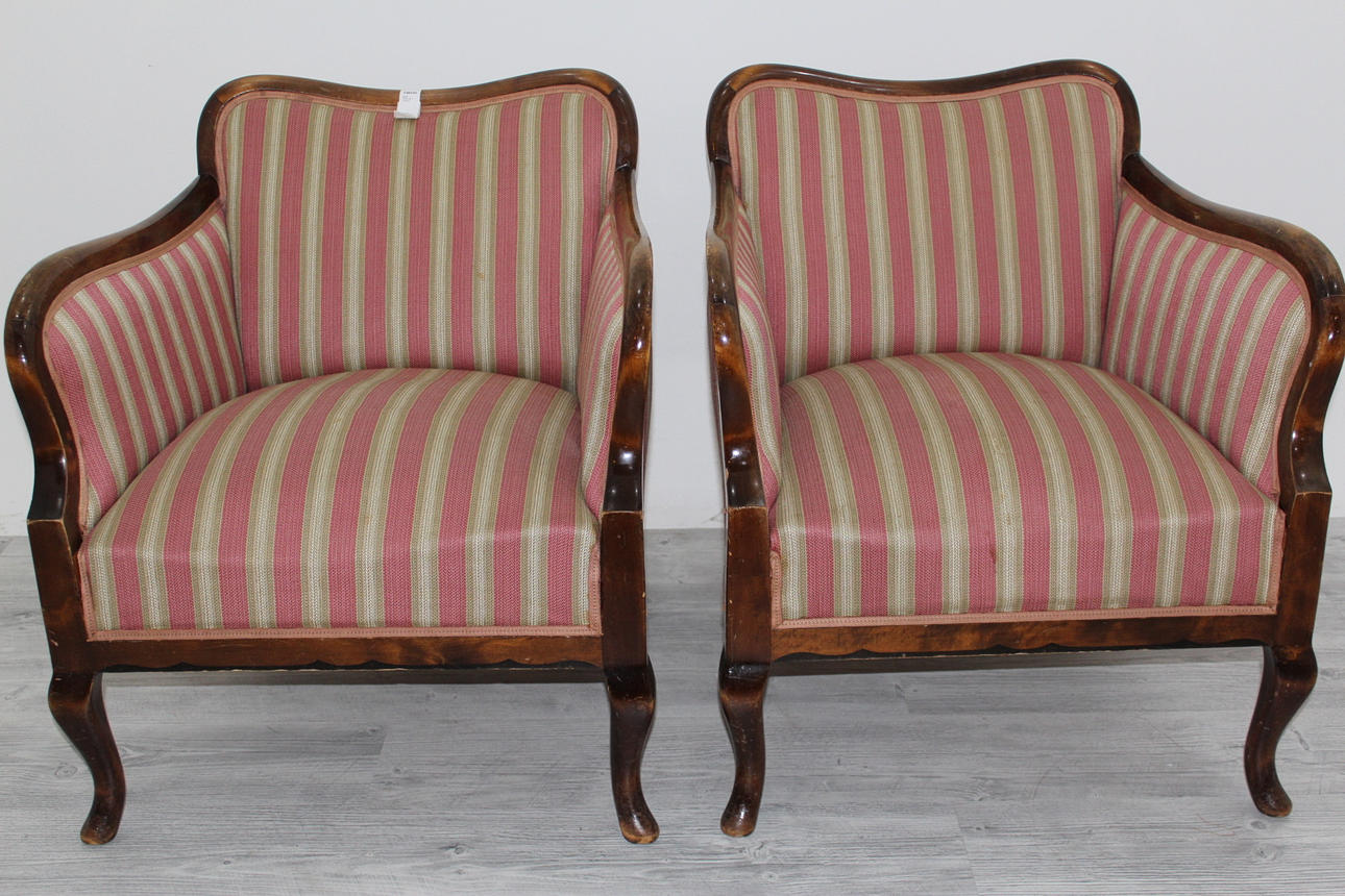 FÅTÖLJER ett par 1900-tal.