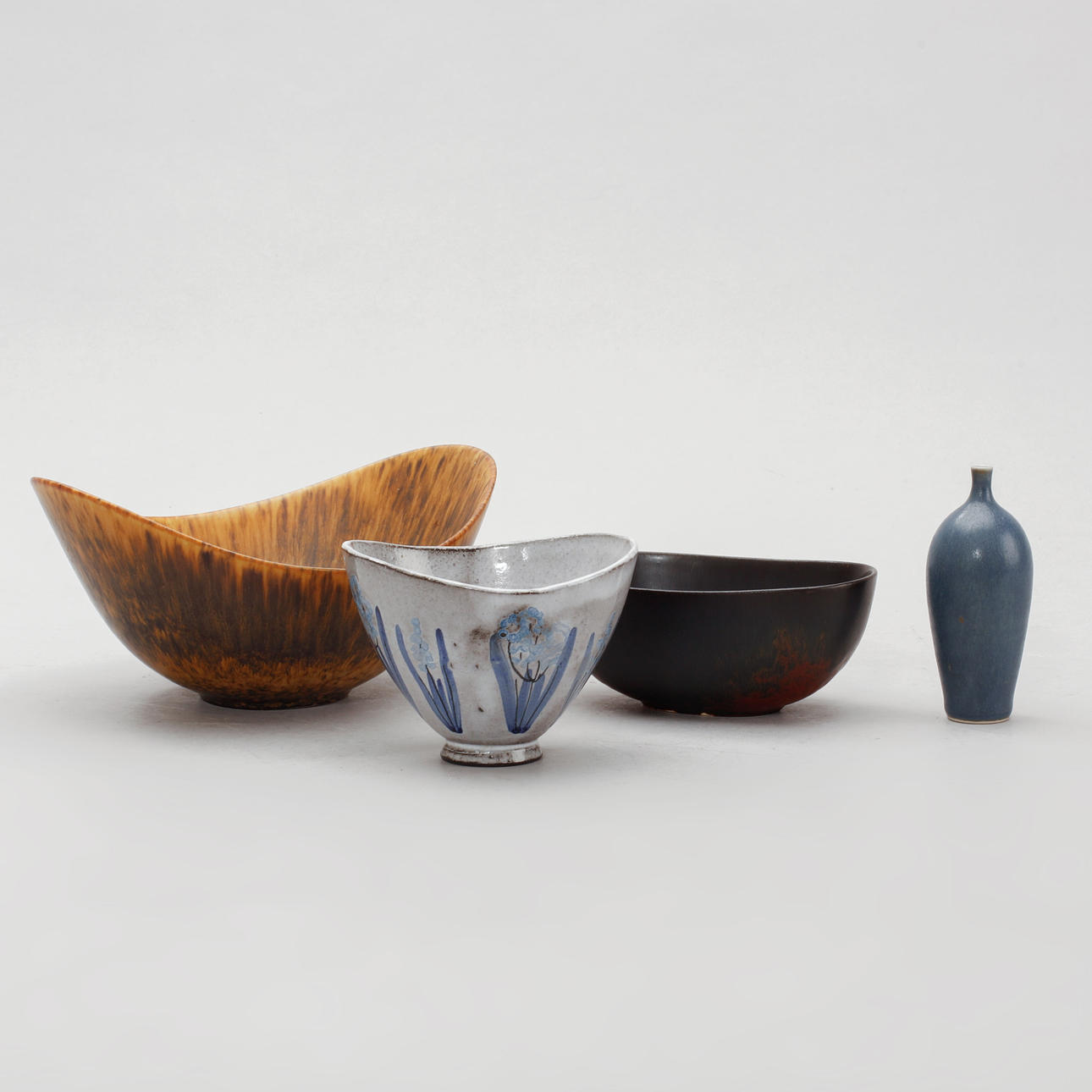 GUNNAR NYLUND, CARL-HARRY Stålhane and VIVI CALISSENDORF, bowls, 2