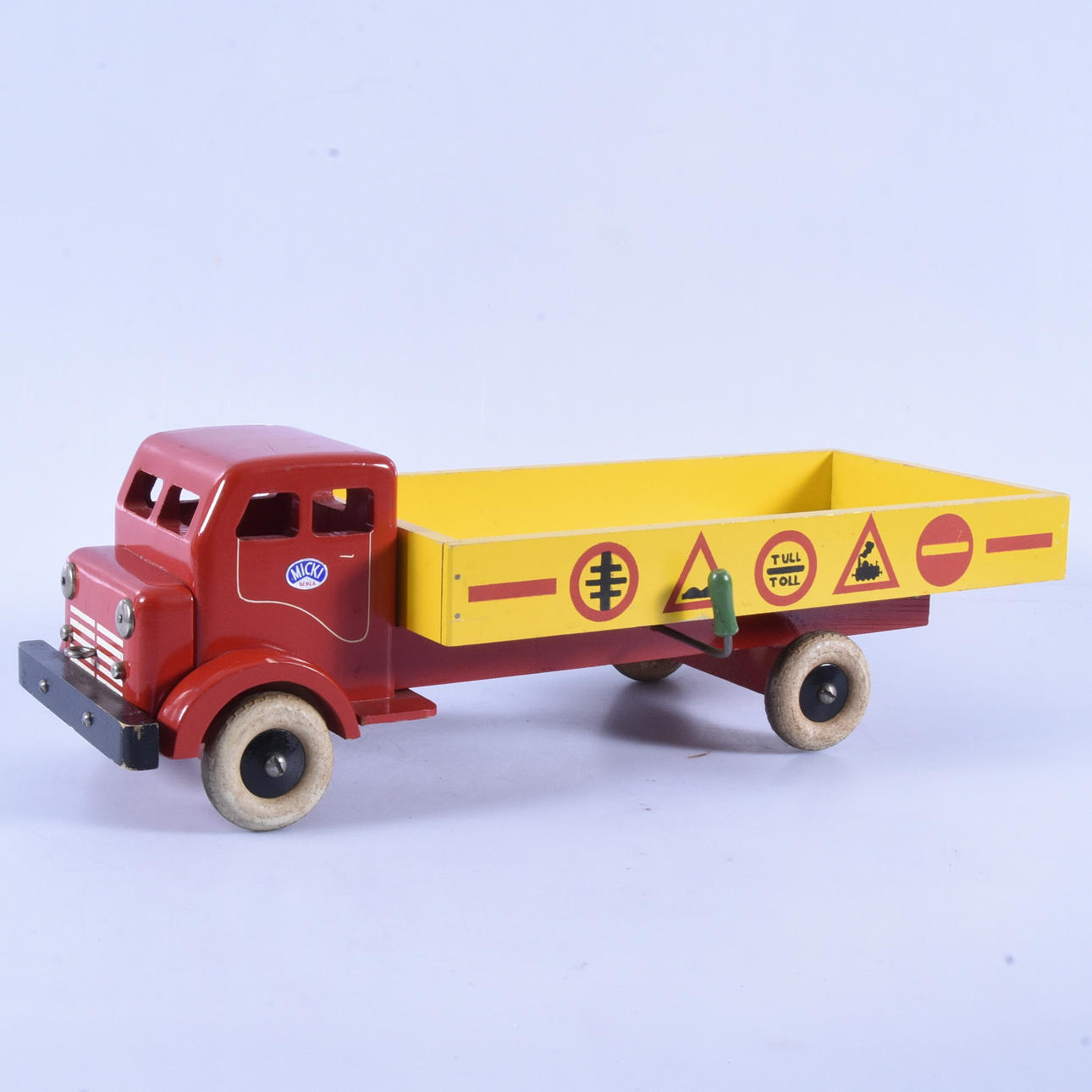 LASTBIL, trä, Gemla, 1900-talets mitt.