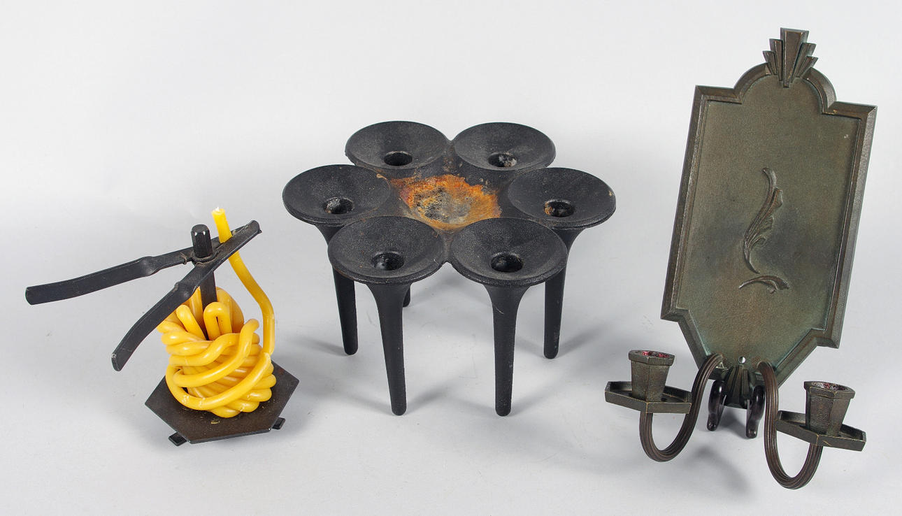 LJUSSTAKAR, 3 stycken bl.a. gjutjärn Danmark.