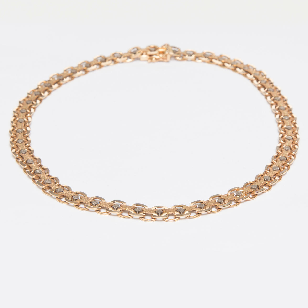 COLLIER, 18K.